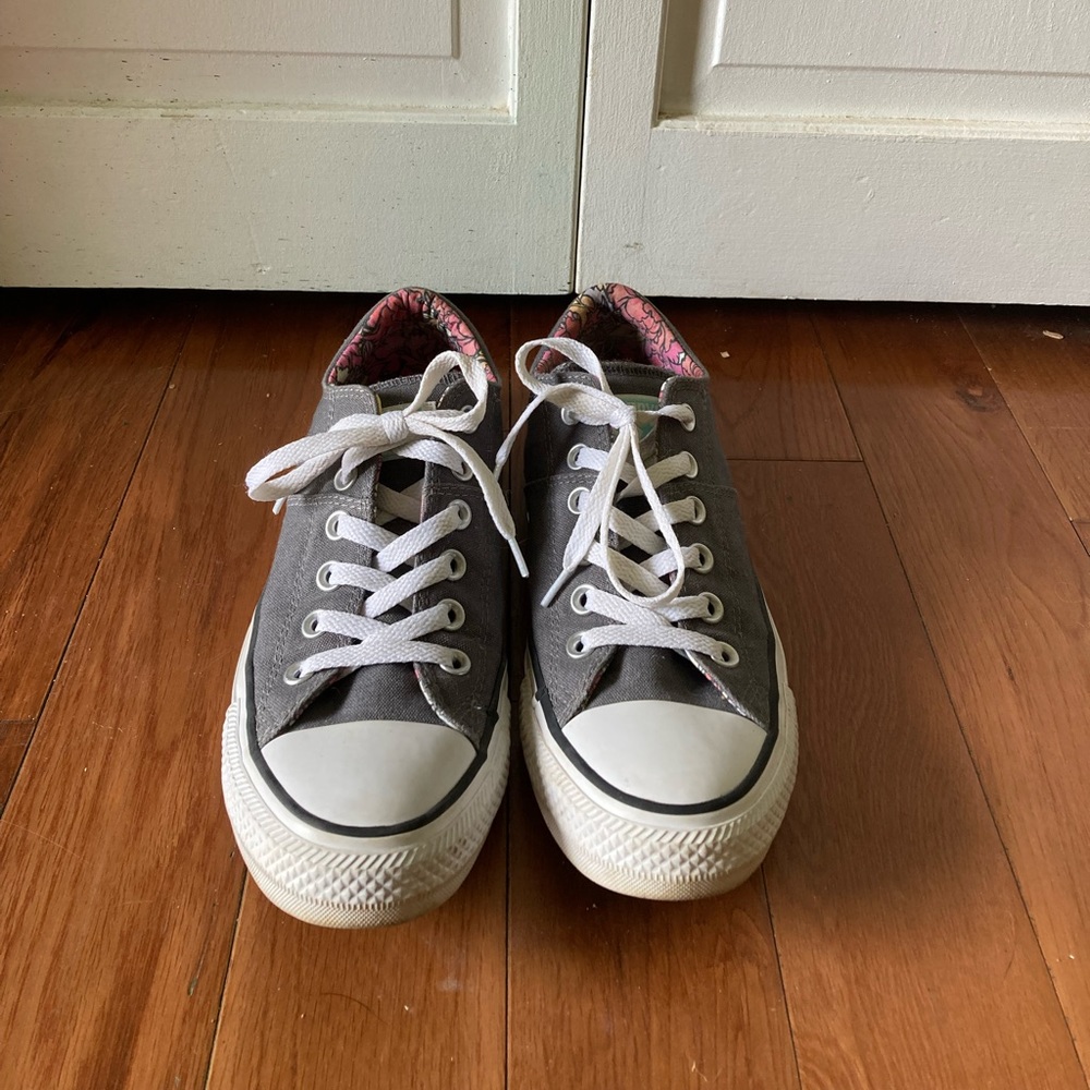 Grey Low Top Converse